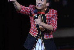 宋小宝爆料李易峰视频,背后真相令人震惊