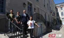 镇平网红吃瓜事件视频,一场网络狂欢背后的真相揭秘